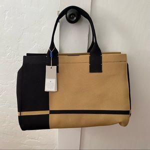 Rothy’s Bag | The Overnighter in Camel & Black